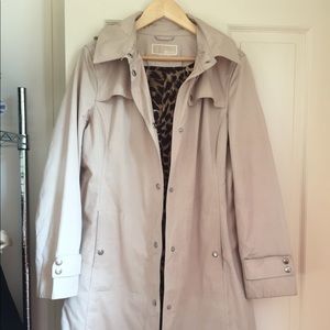 Michael Kors leopard lined trench coat size large
